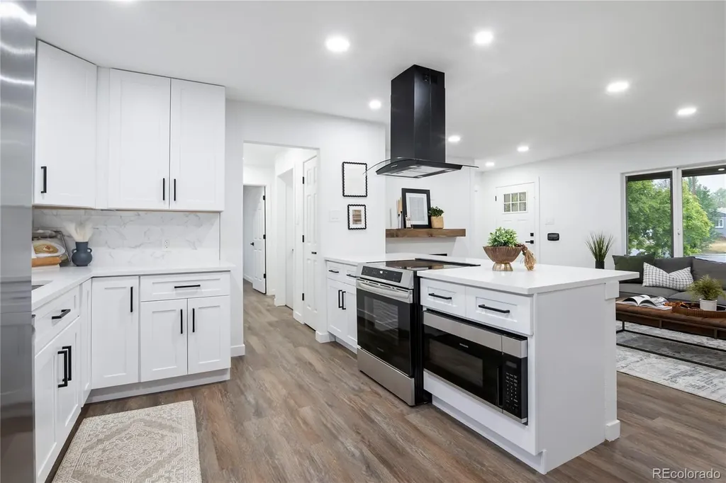 190 Hemlock Street Broomfield CO 80020