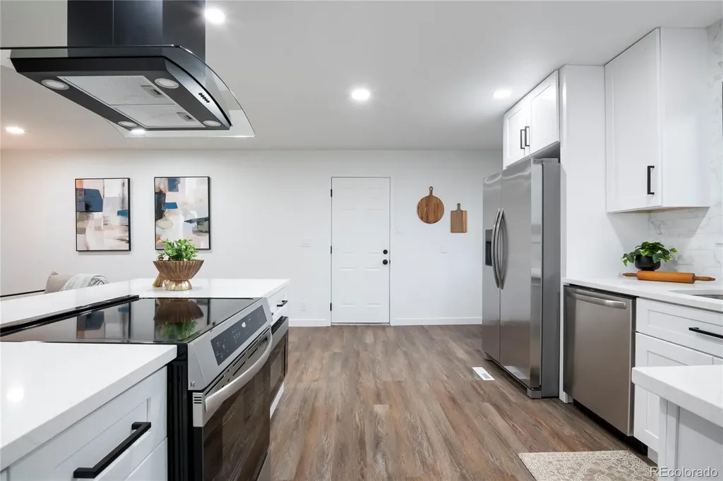 190 Hemlock Street Broomfield CO 80020