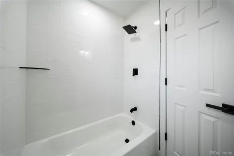 190 Hemlock Street Broomfield CO 80020