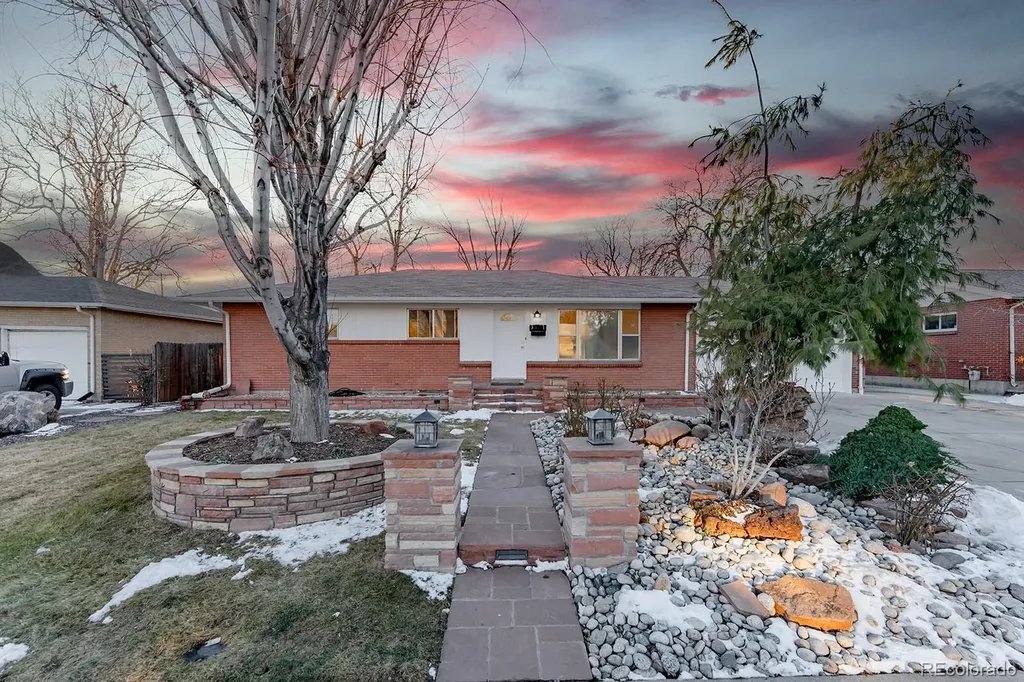 3091 S Yates Street Denver CO 80236