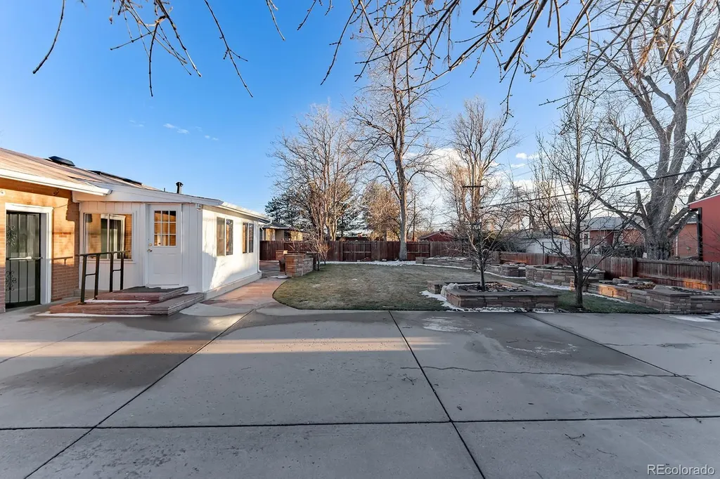3091 S Yates Street Denver CO 80236