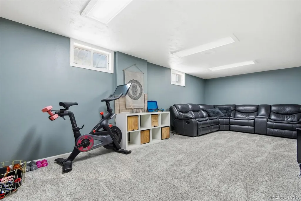 424 S Uvalda Circle Aurora CO 80012
