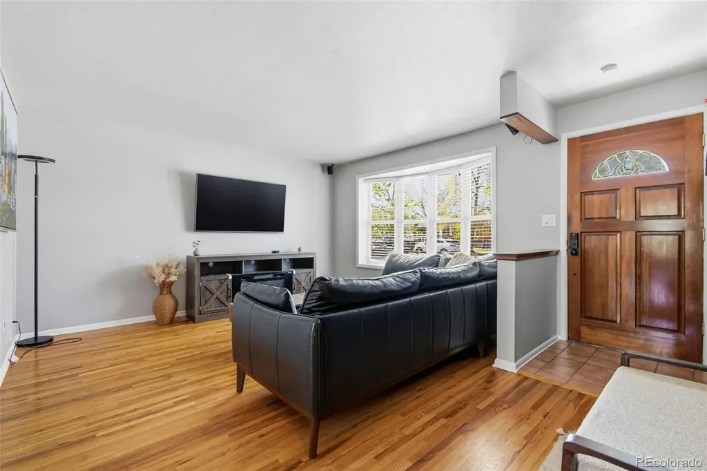 424 S Uvalda Circle Aurora CO 80012