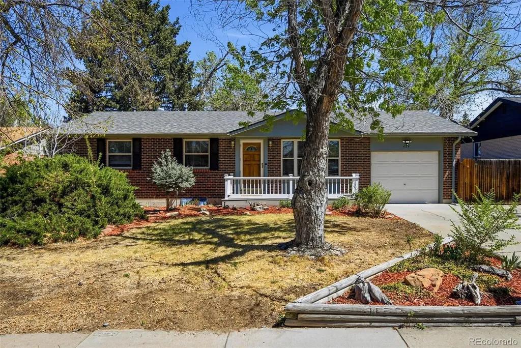 424 S Uvalda Circle Aurora CO 80012