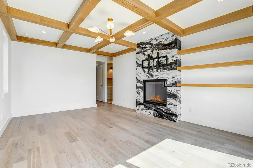 25 S Jackson Street Denver CO 80209