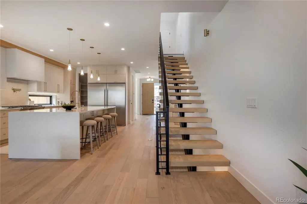 25 S Jackson Street Denver CO 80209
