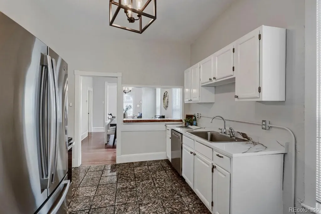 2622 N Downing Street Denver CO 80205