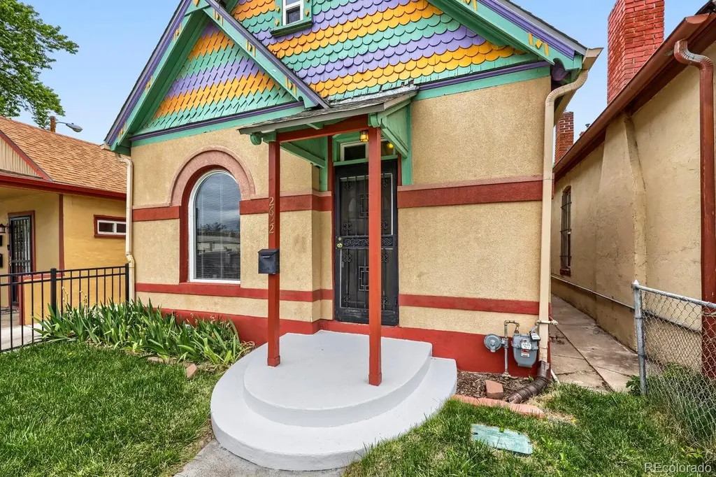 2622 N Downing Street Denver CO 80205