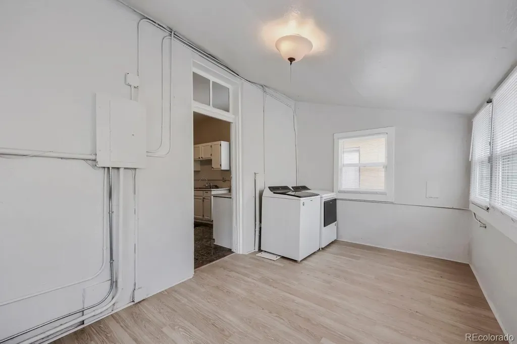 2622 N Downing Street Denver CO 80205