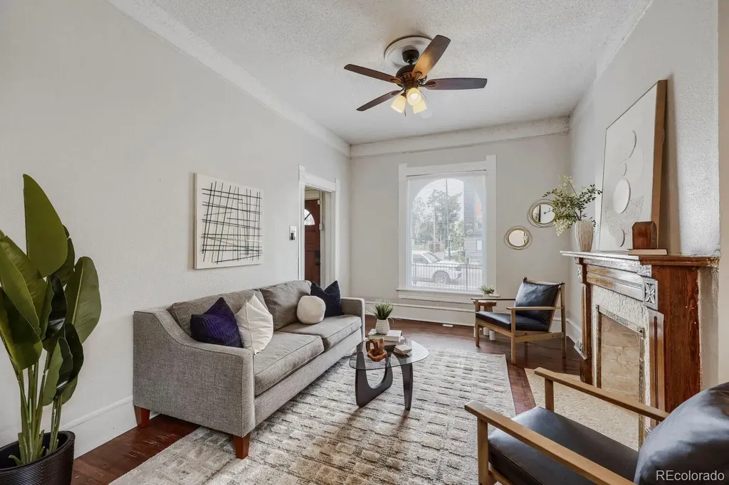 2622 N Downing Street Denver CO 80205