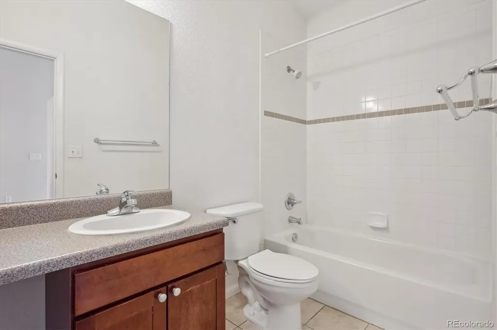 3195 Blake Street Denver CO 80205