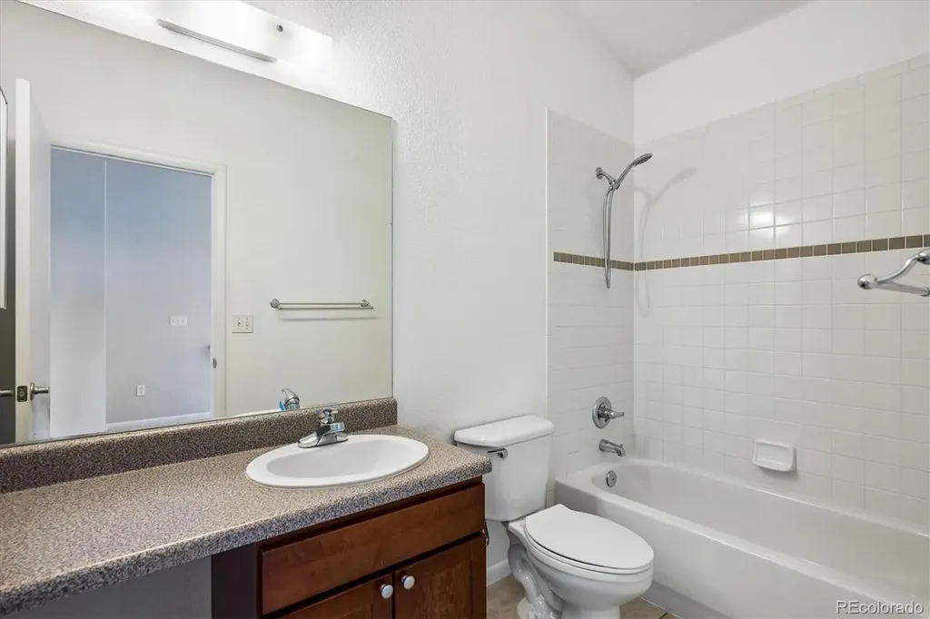 3195 Blake Street Denver CO 80205