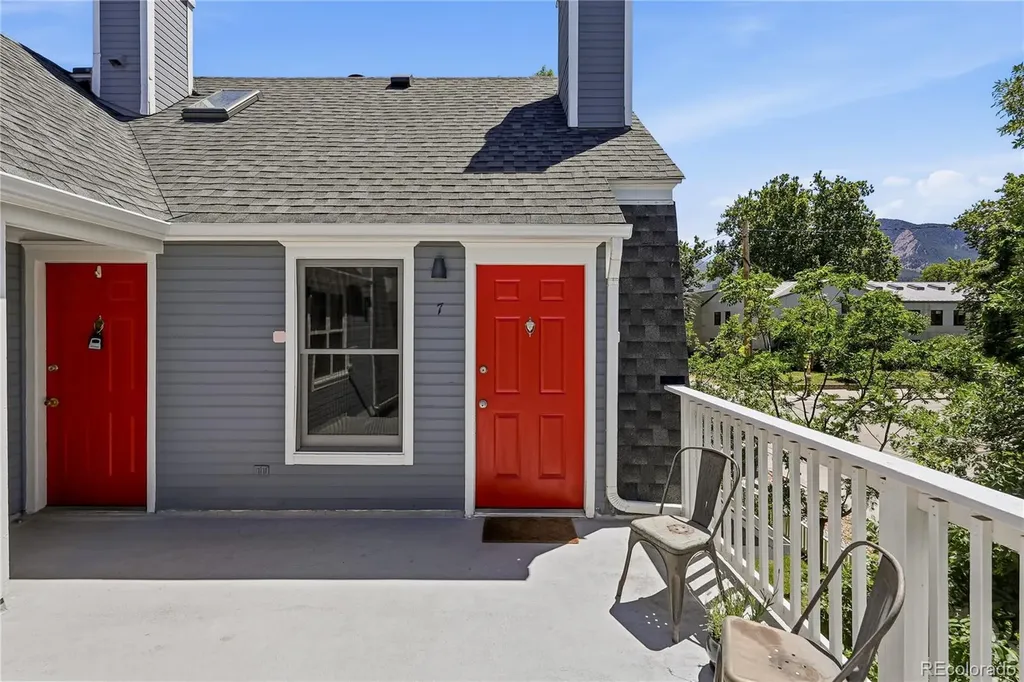 2205 Arapahoe Avenue Boulder CO 80302