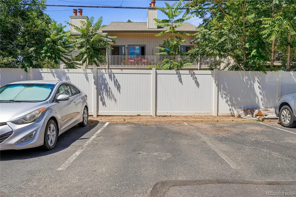 2205 Arapahoe Avenue Boulder CO 80302