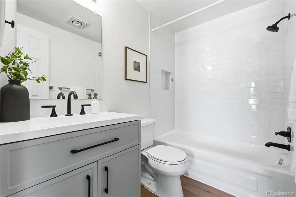 2205 Arapahoe Avenue Boulder CO 80302