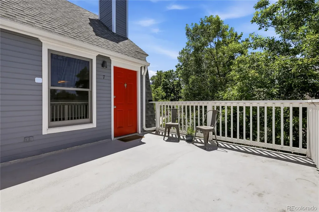 2205 Arapahoe Avenue Boulder CO 80302
