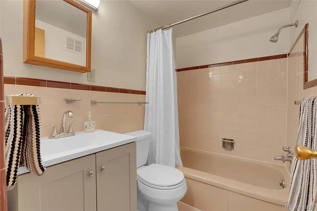 1175 N Emerson Street Denver CO 80218