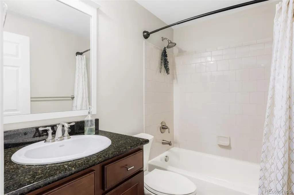 8189 E 32nd Avenue Denver CO 80238