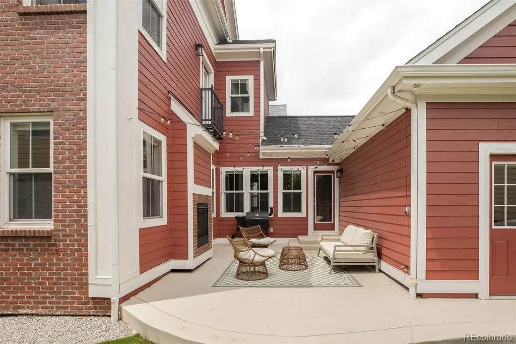 8189 E 32nd Avenue Denver CO 80238