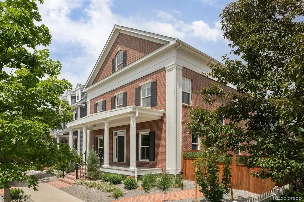 8189 E 32nd Avenue Denver CO 80238
