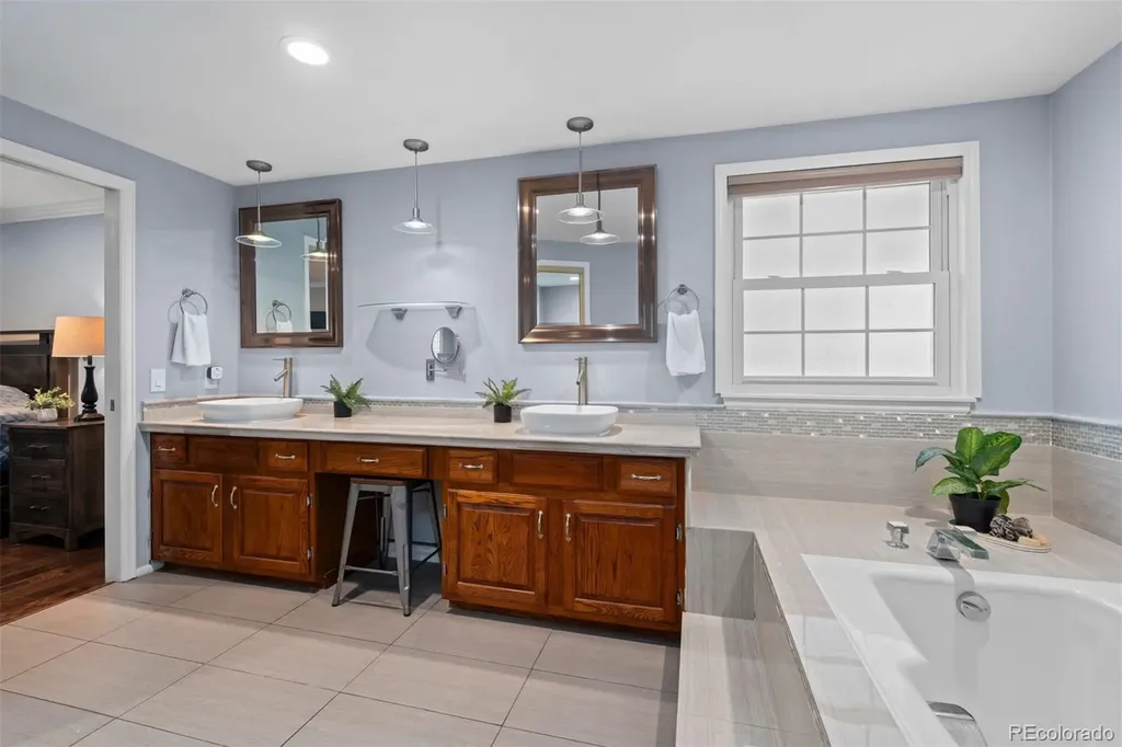 5122 S Cody Court Littleton CO 80123