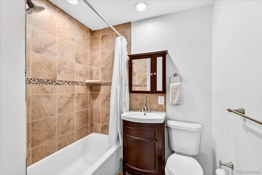 6510 Miller Street Arvada CO 80004