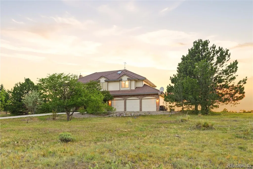 6929 S Chapparal Circle E Centennial CO 80016