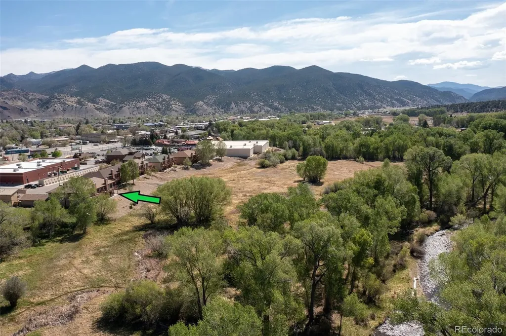121 M And M Lane Salida CO 81201