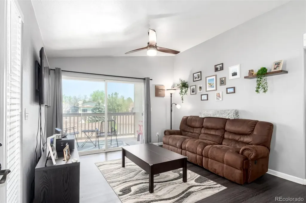 8705 W Berry Avenue Littleton CO 80123