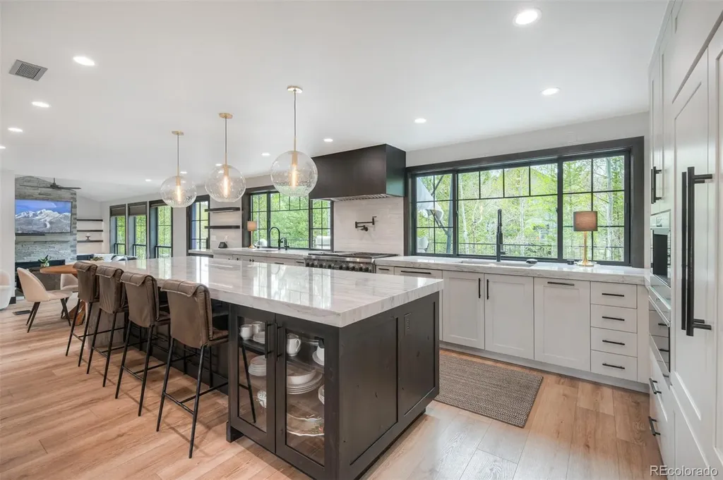 306 S Golden Eagle Drive Silverthorne CO 80498