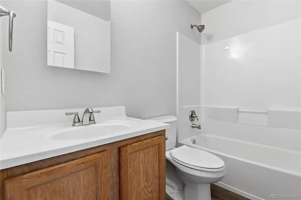 6011 S Zante Circle Aurora CO 80015