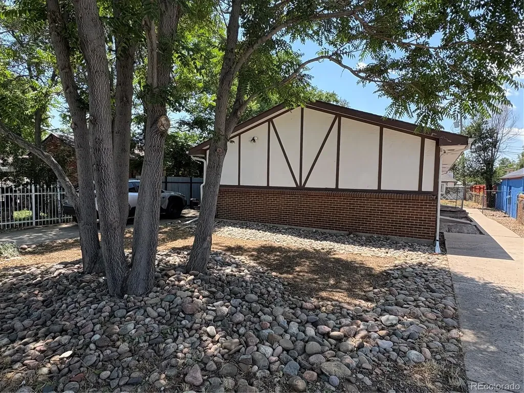 3232 W Nevada Place Denver CO 80219