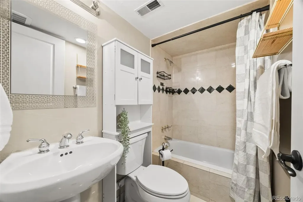 9855 E Dorado Avenue Greenwood Village CO 80111