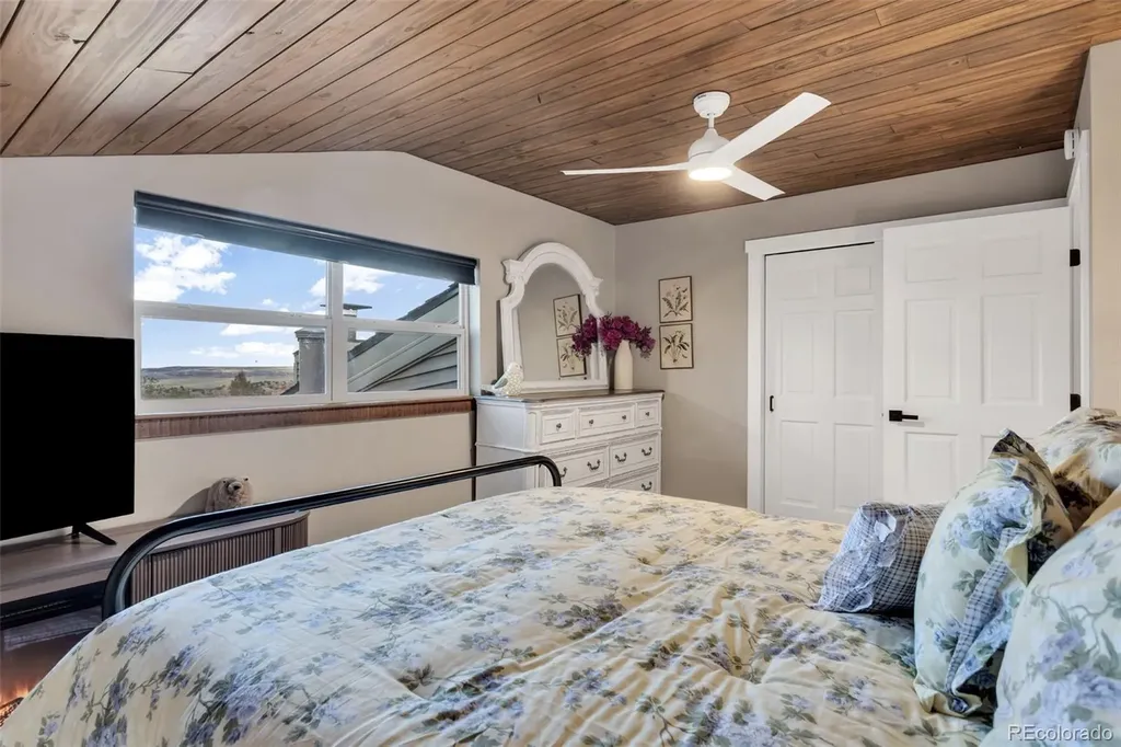 6876 Surrey Trail Littleton CO 80125