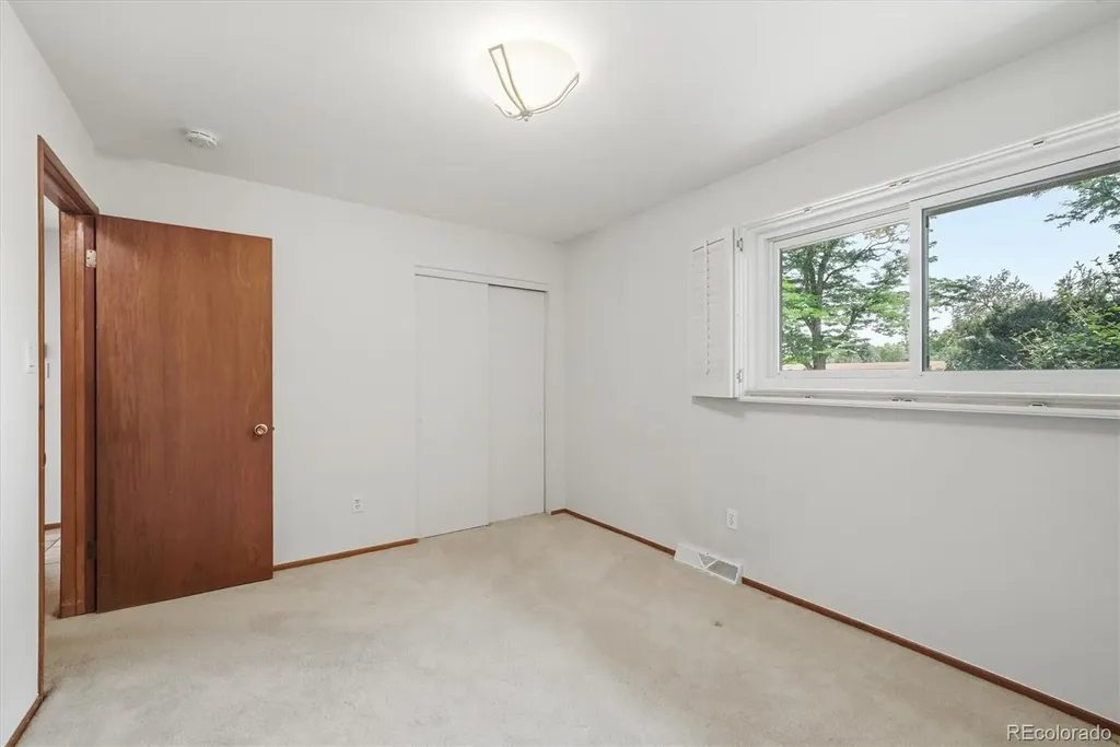 2182 W Briarwood Avenue Littleton CO 80120