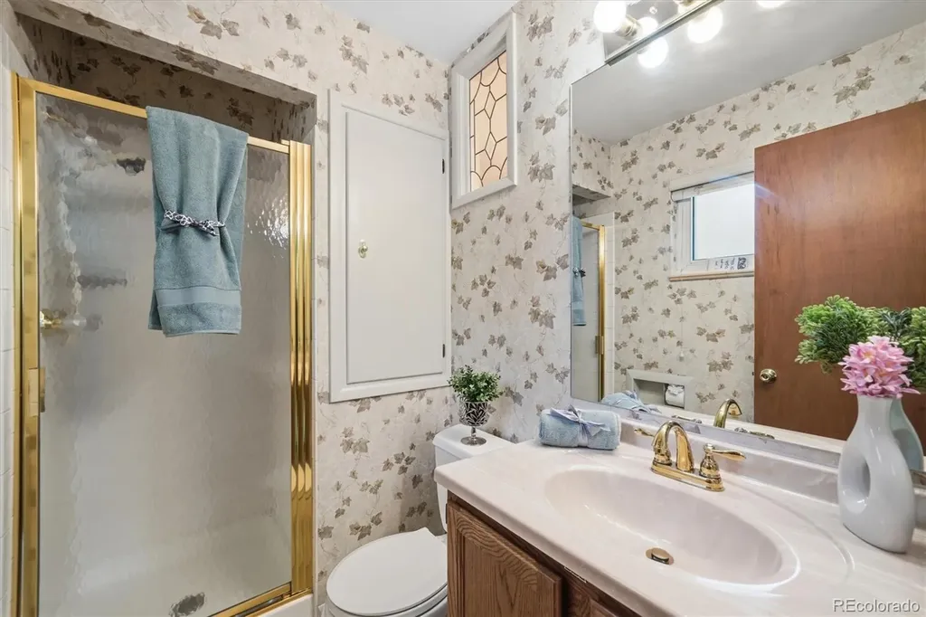 2182 W Briarwood Avenue Littleton CO 80120