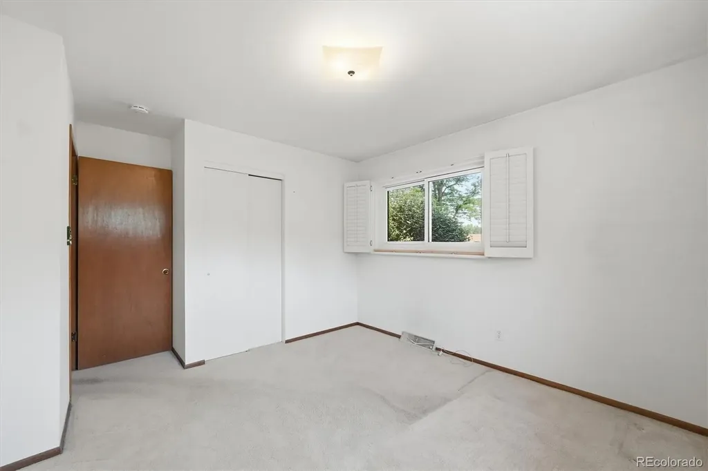 2182 W Briarwood Avenue Littleton CO 80120
