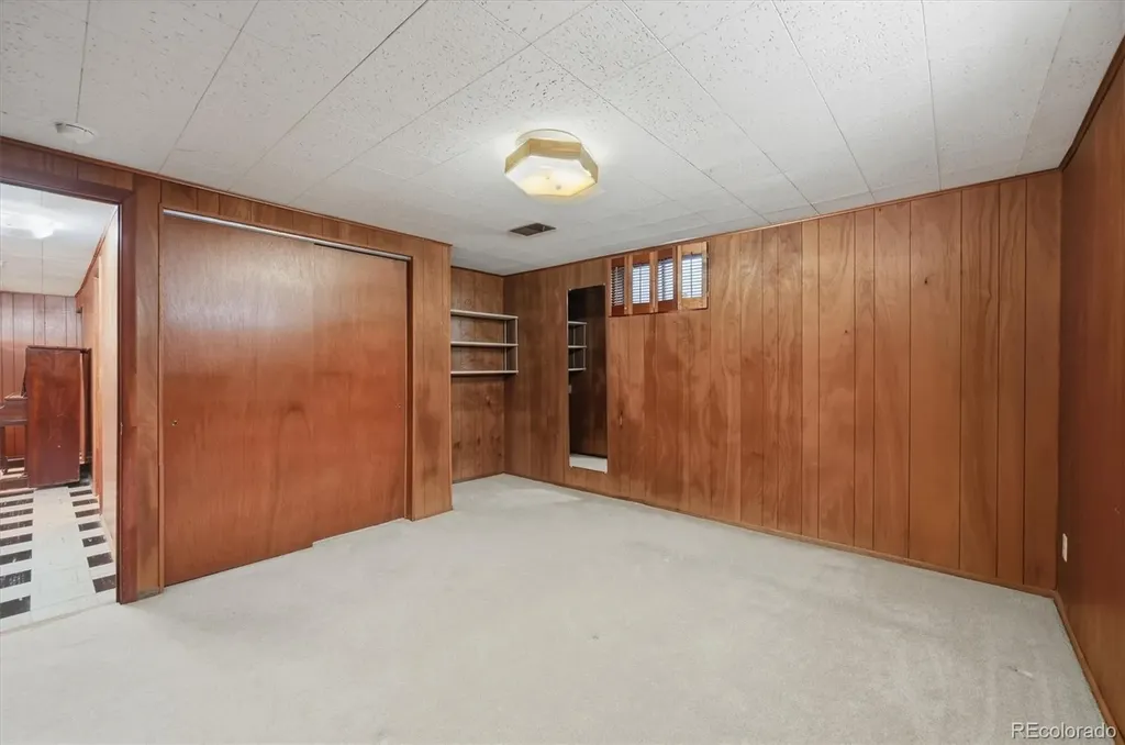 2182 W Briarwood Avenue Littleton CO 80120