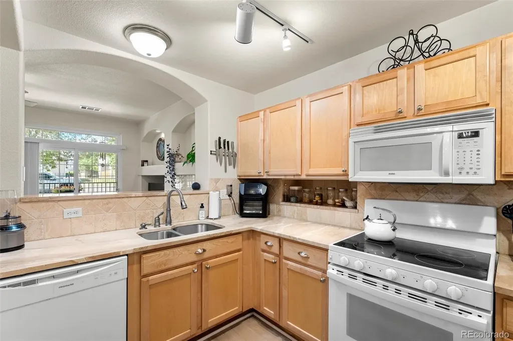 10050 E Gunnison Place Aurora CO 80247