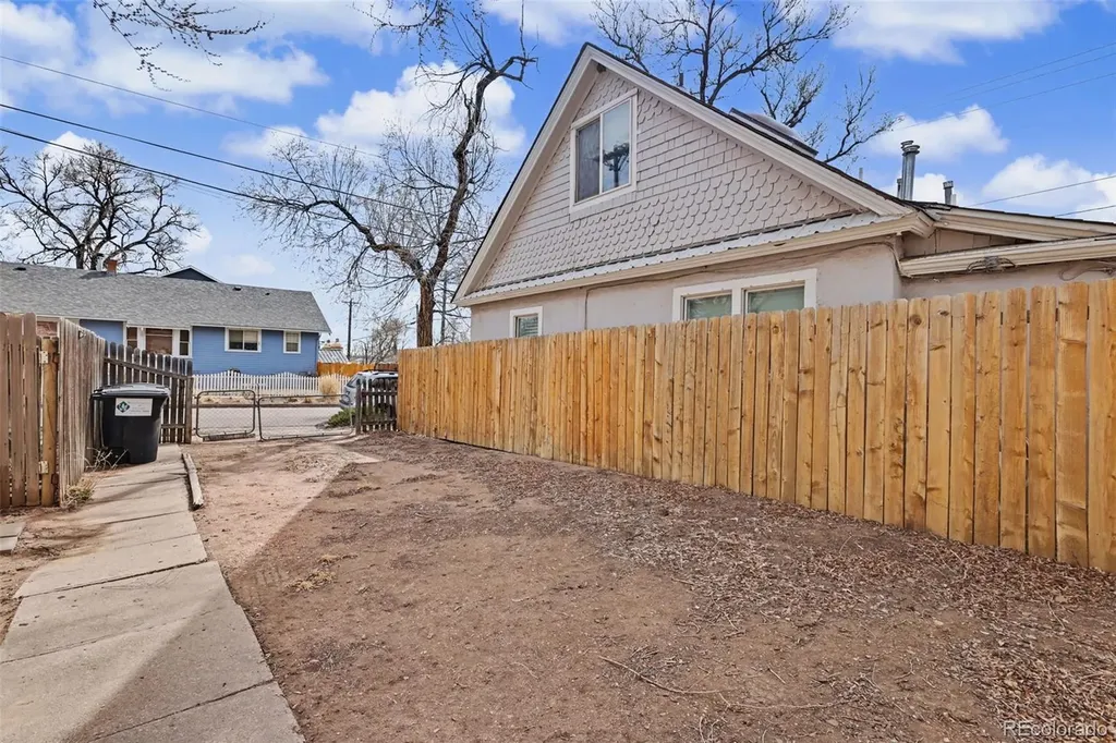 2201 W Pikes Peak Avenue Colorado Springs CO 80904