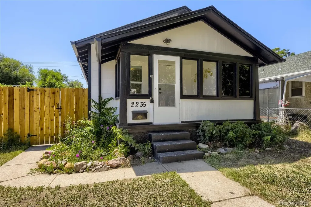 2235 Eaton Street Edgewater CO 80214