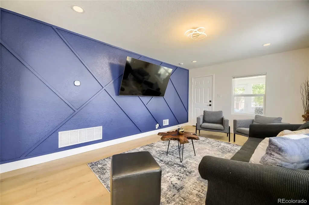 2235 Eaton Street Edgewater CO 80214