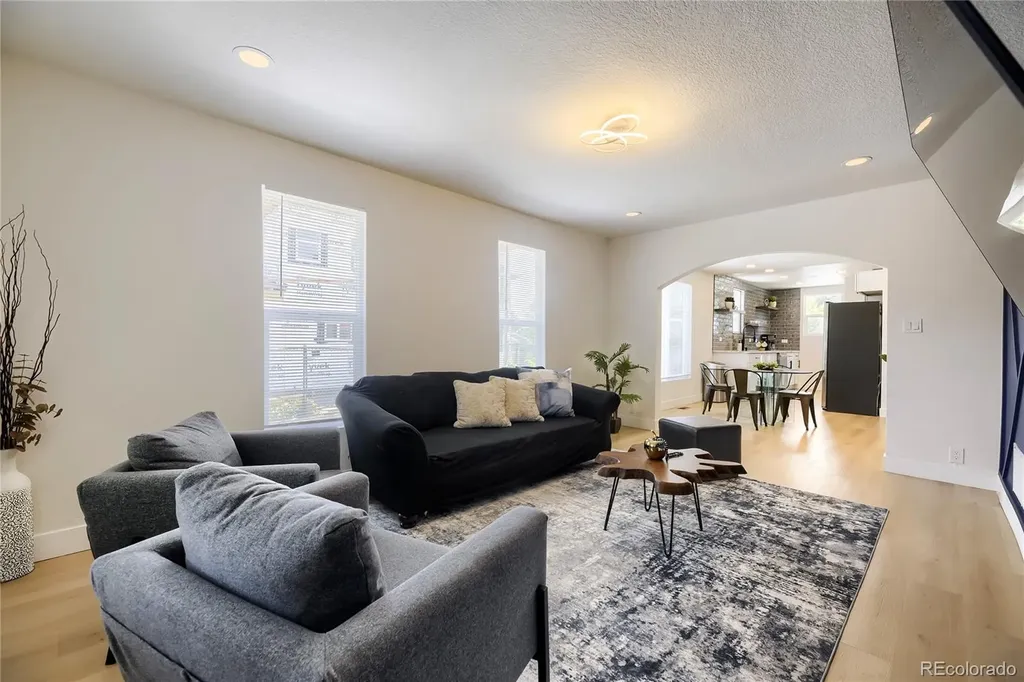 2235 Eaton Street Edgewater CO 80214
