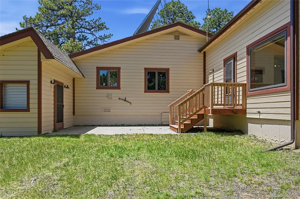 90 Rose Hip Lane Evergreen CO 80439