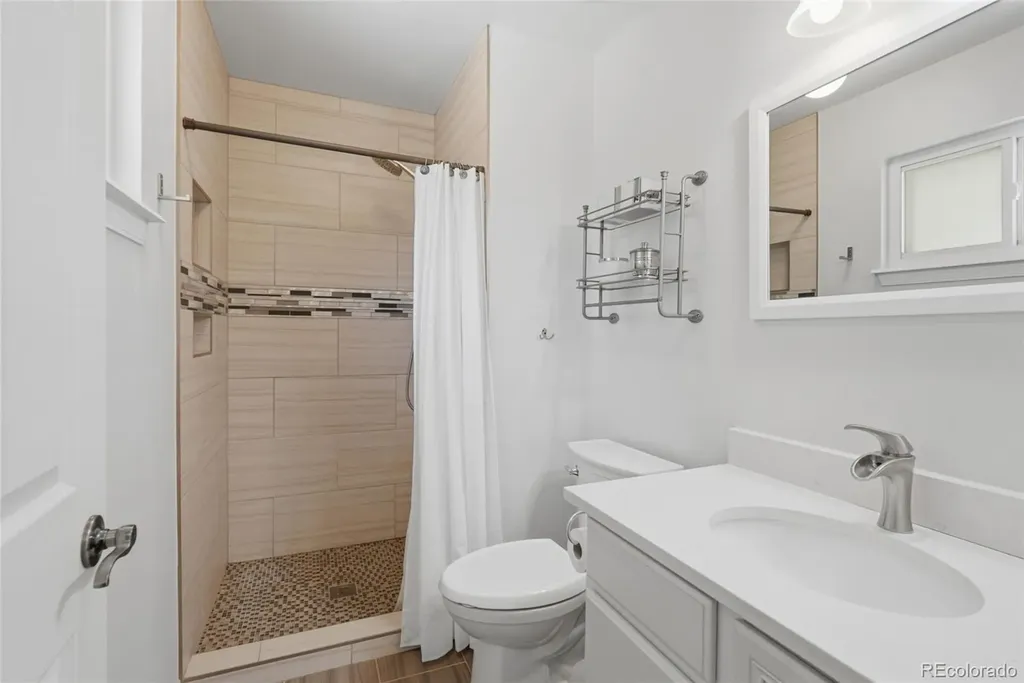 999 S Telluride Street Aurora CO 80017