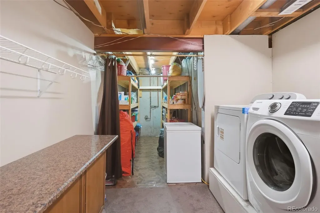 999 S Telluride Street Aurora CO 80017