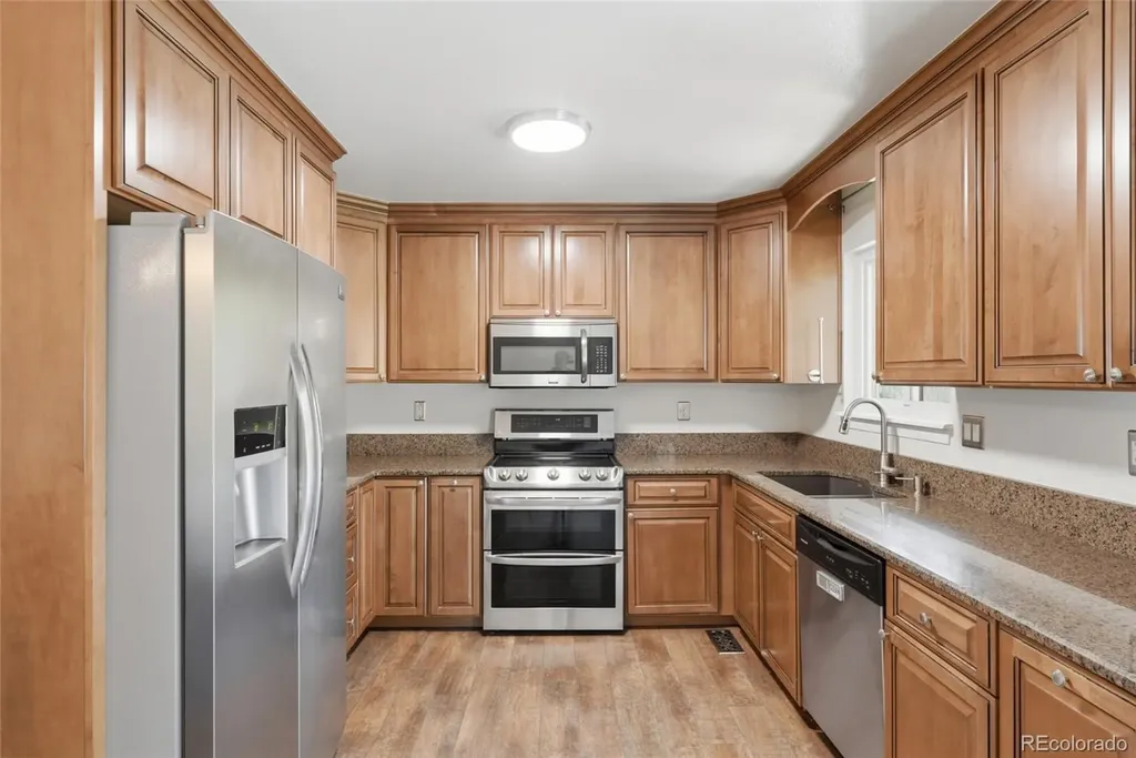 999 S Telluride Street Aurora CO 80017