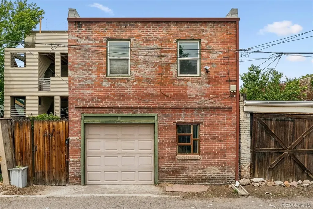 2422 Stout Street Denver CO 80205