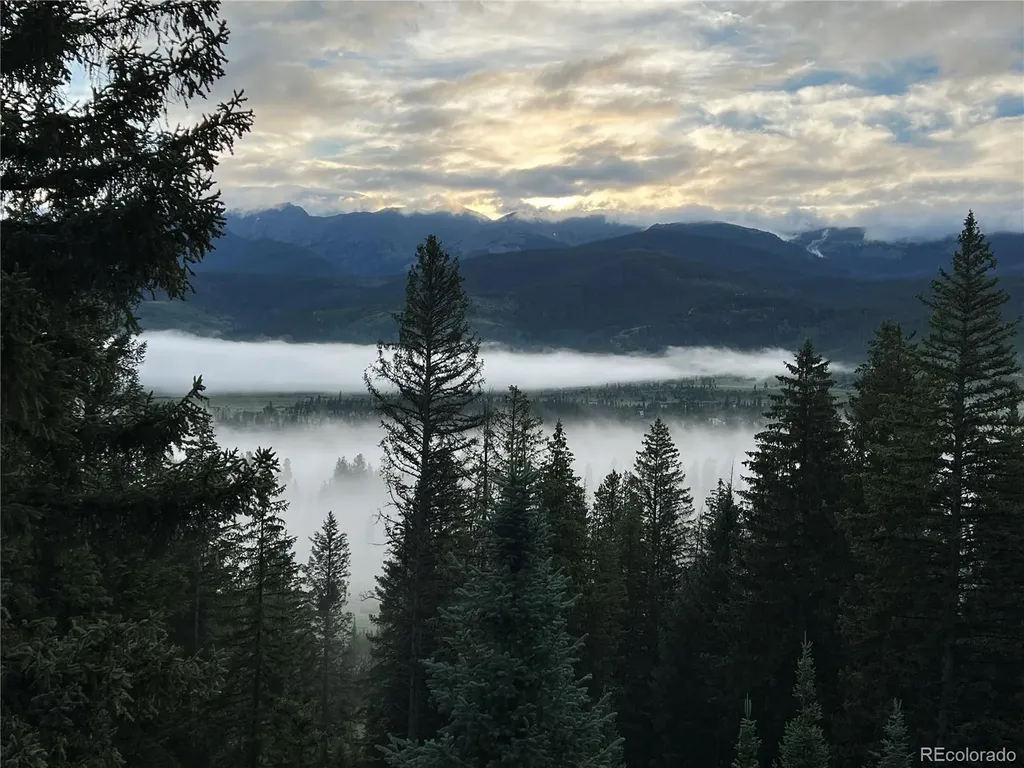 1361 Cr-8 Fraser CO 80442