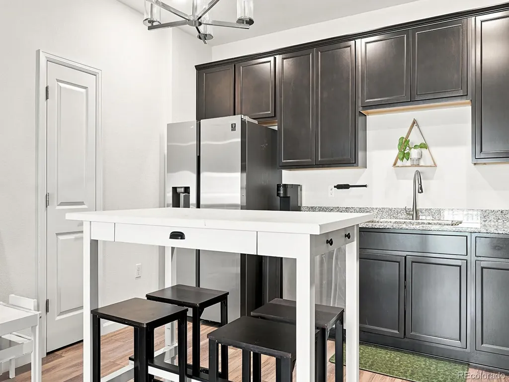 1841 S Dunkirk Street Aurora CO 80017